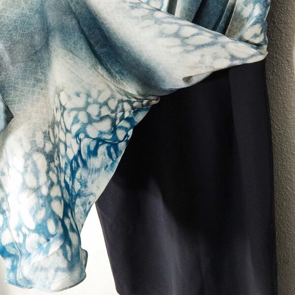 AllSaints Women’s Dress Silk Midi Shift Size 6 Wearable Art - Picture 9 of 9